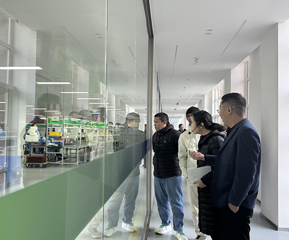 印尼PT. INDO ENERGIELEKTRIK公司到访伟德国际唯一官网入口科技参观考察 印尼PT. INDO ENERGIELEKTRIK公司到访伟德国际唯一官网入口科技参观考察